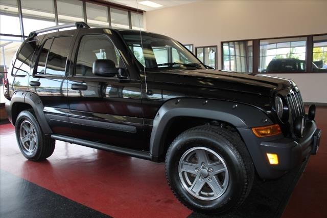 Jeep Liberty 2006 photo 16