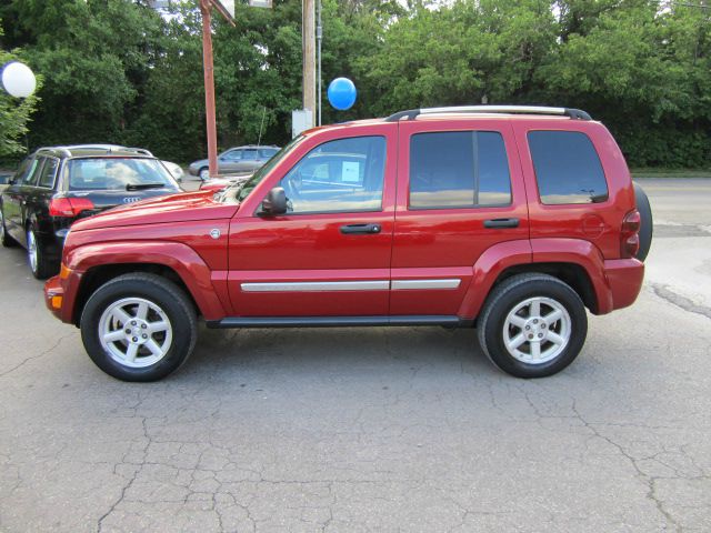 Jeep Liberty 2006 photo 7