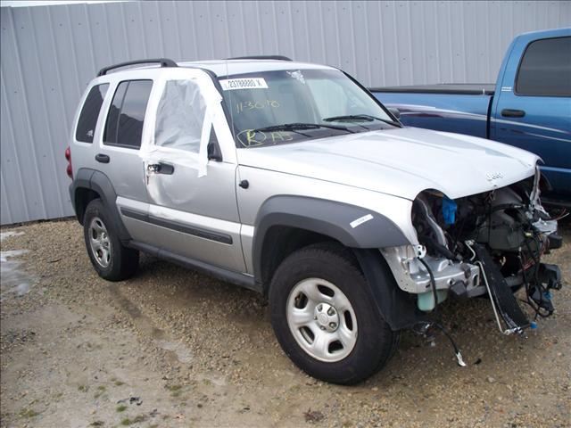 Jeep Liberty 2006 photo 2