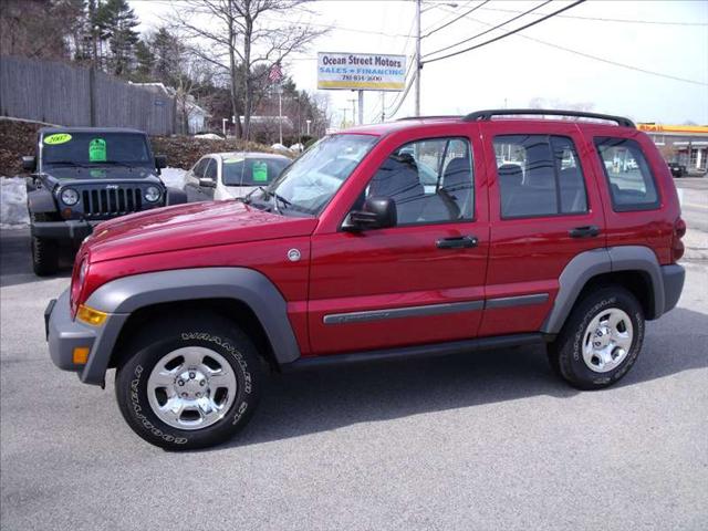 Jeep Liberty 2006 photo 4