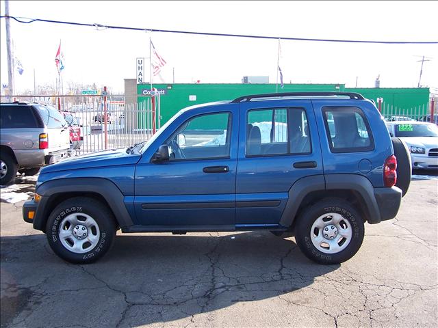 Jeep Liberty 2006 photo 1