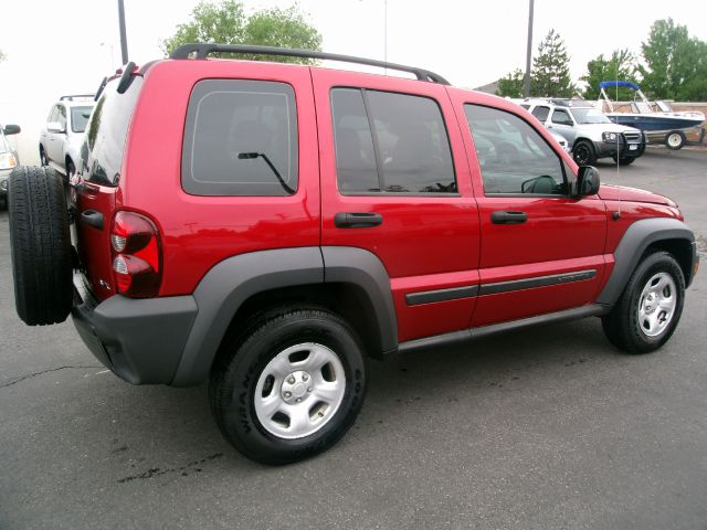 Jeep Liberty 2007 photo 2