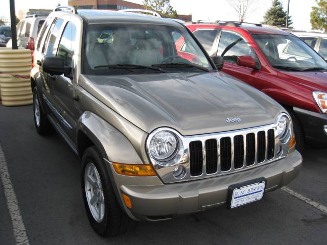 Jeep Liberty 2007 photo 2