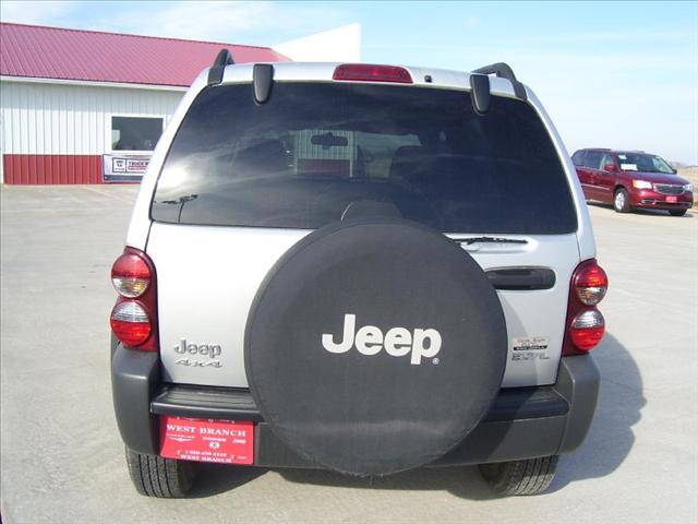 Jeep Liberty 2007 photo 2