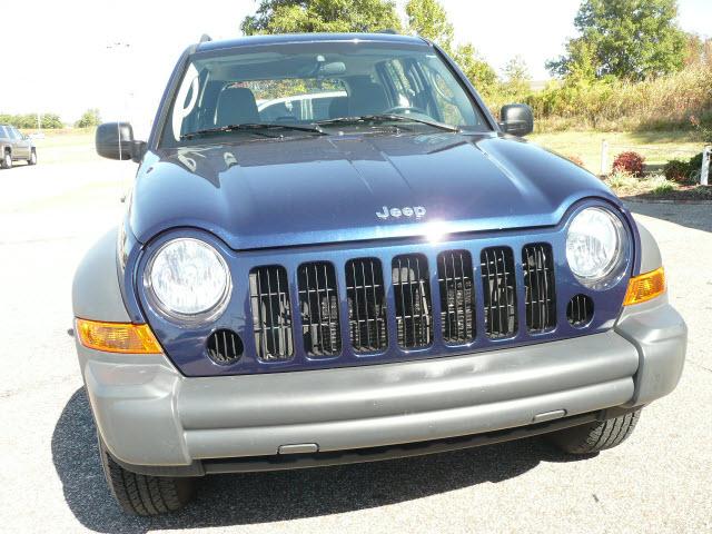 Jeep Liberty 2007 photo 2