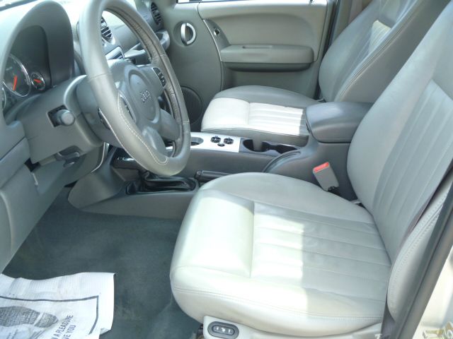 Jeep Liberty 2007 photo 2