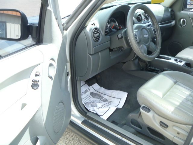 Jeep Liberty 2007 photo 6