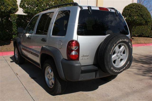 Jeep Liberty 2007 photo 5