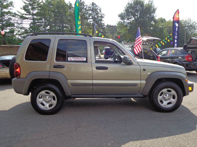 Jeep Liberty 2007 photo 4