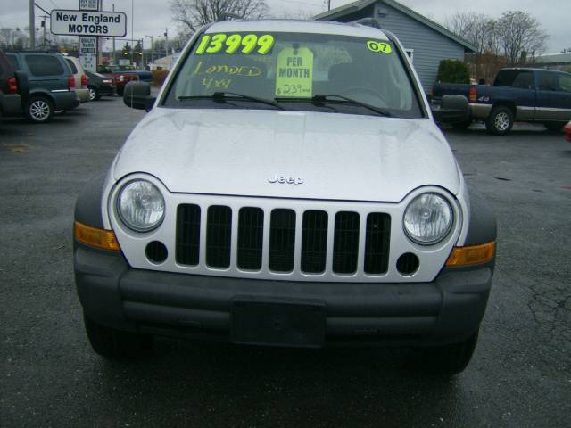 Jeep Liberty 2007 photo 2