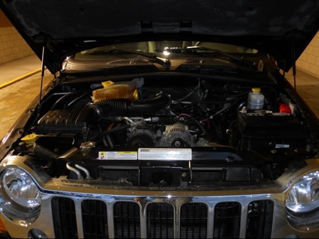 Jeep Liberty 2007 photo 4