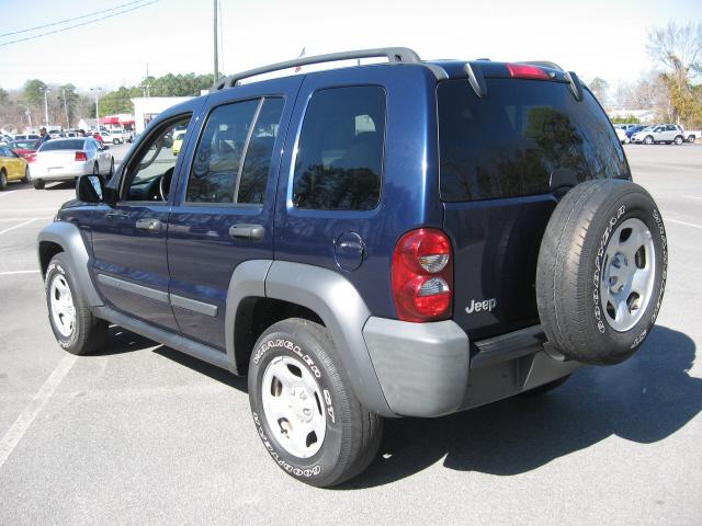 Jeep Liberty 2007 photo 4