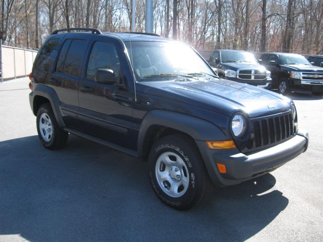 Jeep Liberty 2007 photo 2