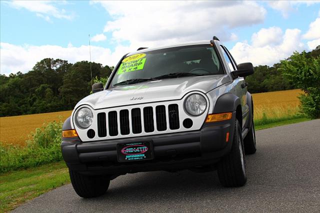 Jeep Liberty 2007 photo 2