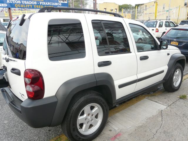 Jeep Liberty 2007 photo 4