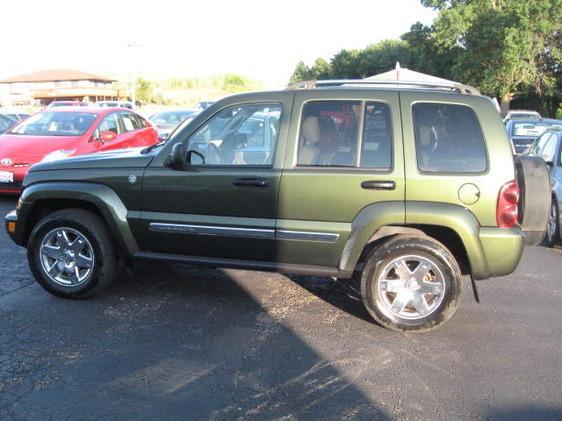 Jeep Liberty 2007 photo 15