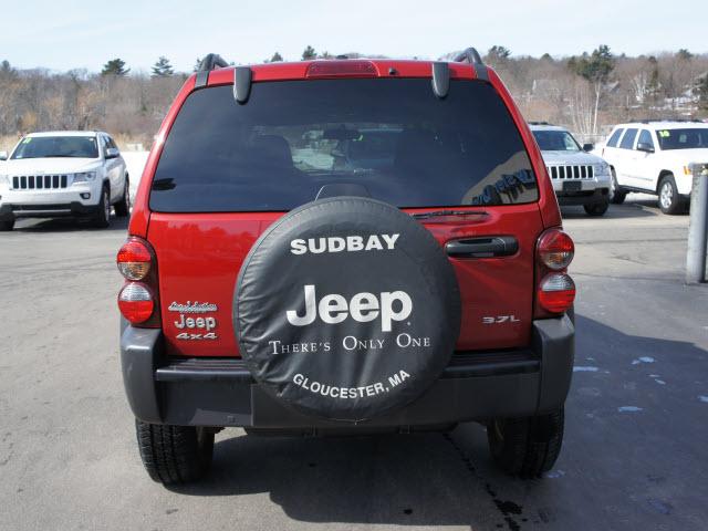 Jeep Liberty 2007 photo 2