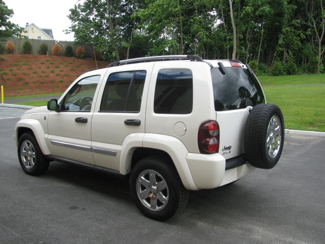 Jeep Liberty 2007 photo 4