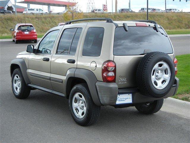 Jeep Liberty 2007 photo 4