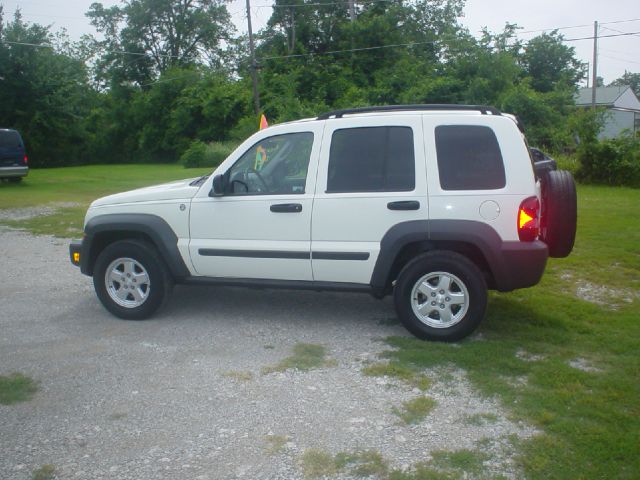 Jeep Liberty 2007 photo 4