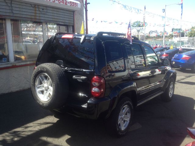 Jeep Liberty 2007 photo 4