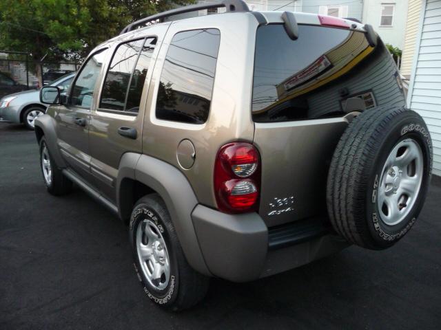 Jeep Liberty 2007 photo 3