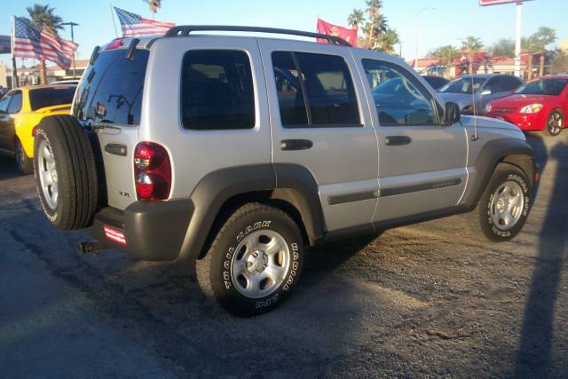 Jeep Liberty 2007 photo 1