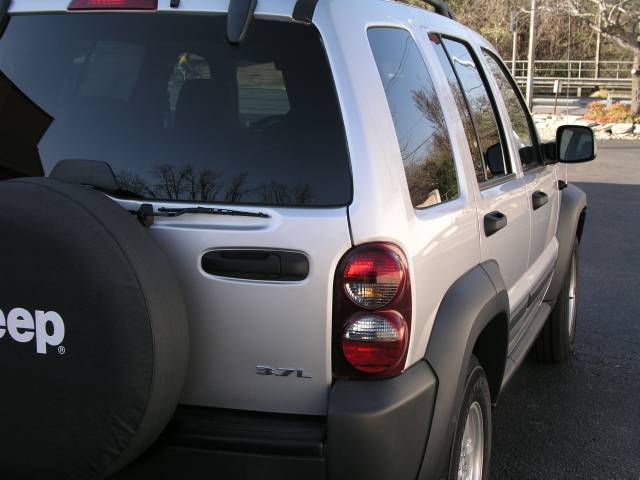 Jeep Liberty 2007 photo 3