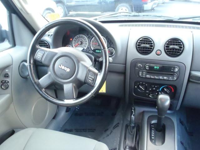 Jeep Liberty 2007 photo 1