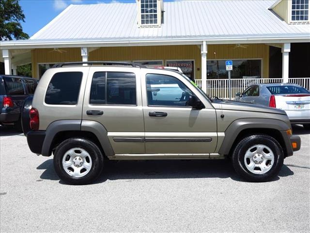 Jeep Liberty 2007 photo 2