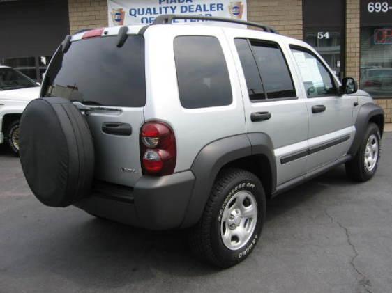 Jeep Liberty 2007 photo 4