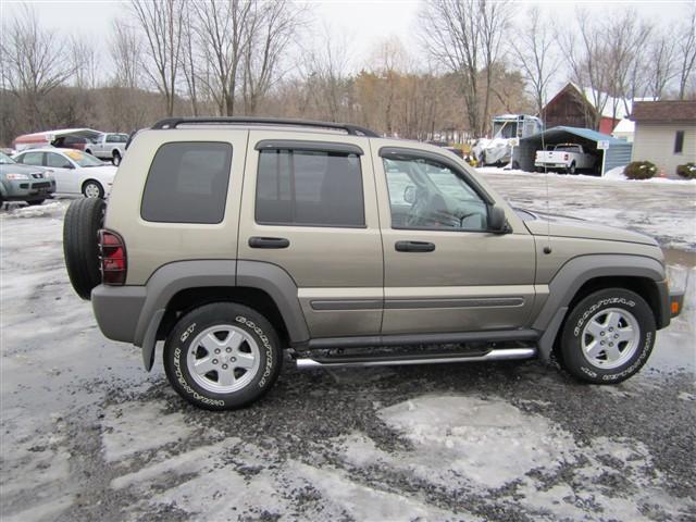 Jeep Liberty 2007 photo 3