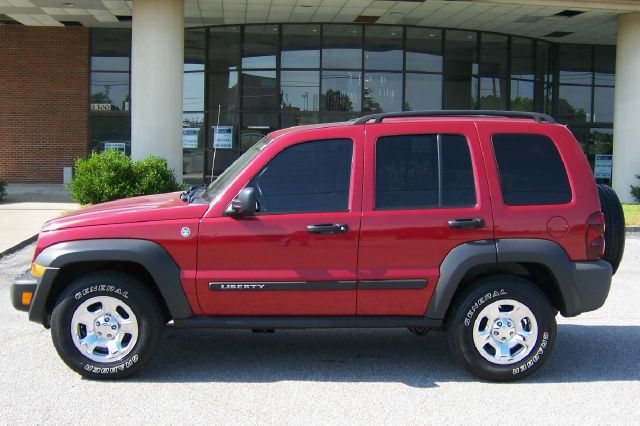 Jeep Liberty 2007 photo 2