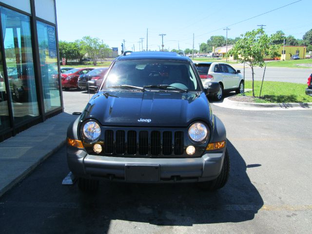 Jeep Liberty 2007 photo 10