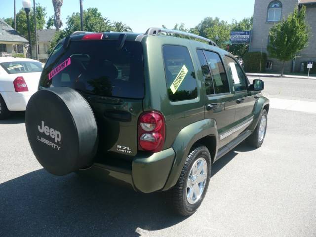 Jeep Liberty 2007 photo 3