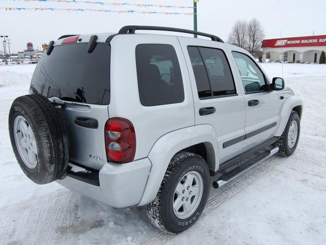 Jeep Liberty 2007 photo 3