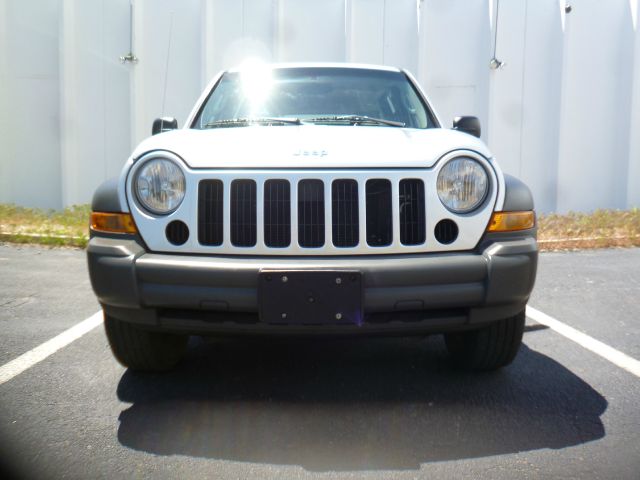 Jeep Liberty 2007 photo 27