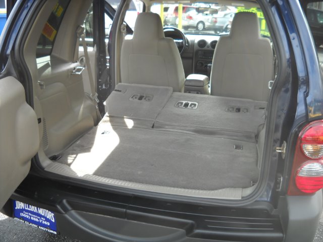 Jeep Liberty 2007 photo 11