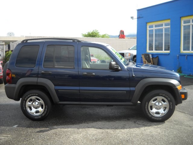 Jeep Liberty 2007 photo 23