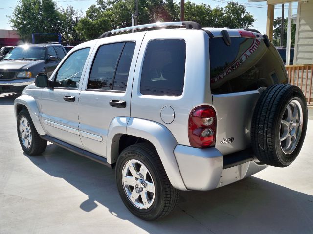 Jeep Liberty 2007 photo 2