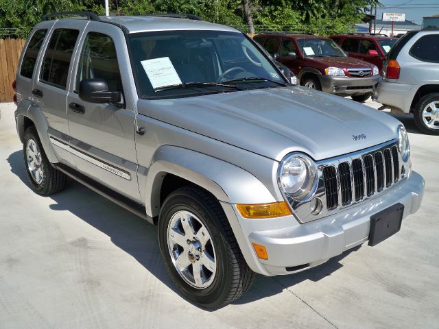 Jeep Liberty 2007 photo 4