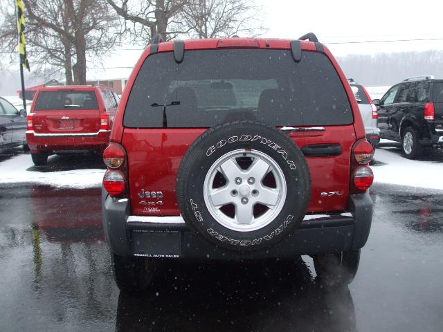 Jeep Liberty 2007 photo 2