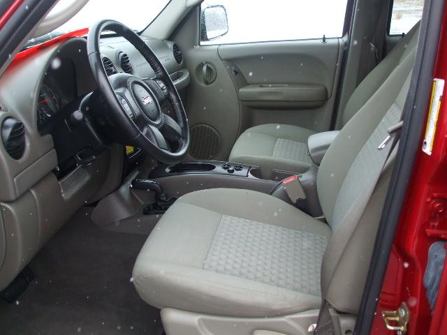 Jeep Liberty 2007 photo 4