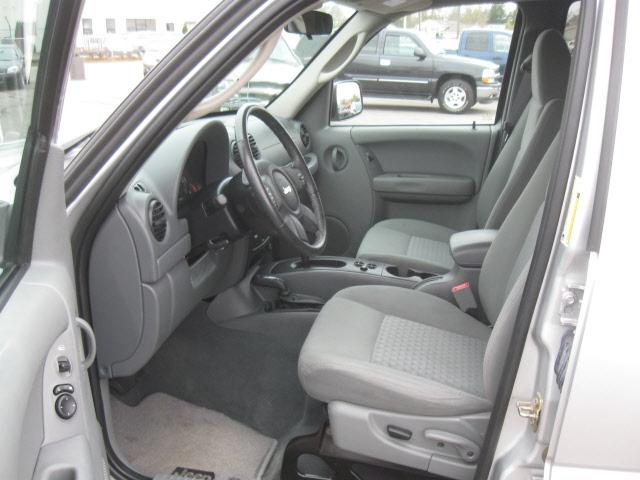 Jeep Liberty 2007 photo 3