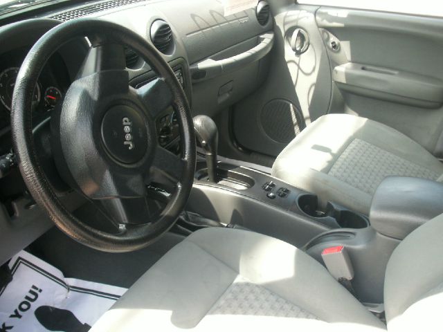 Jeep Liberty 2007 photo 3