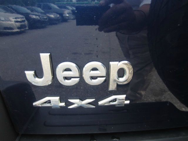 Jeep Liberty 2007 photo 12