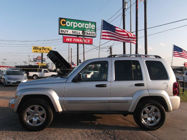 Jeep Liberty 2007 photo 12