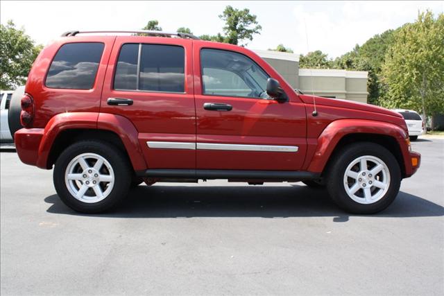 Jeep Liberty 2007 photo 2