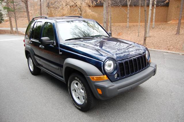 Jeep Liberty 2007 photo 4