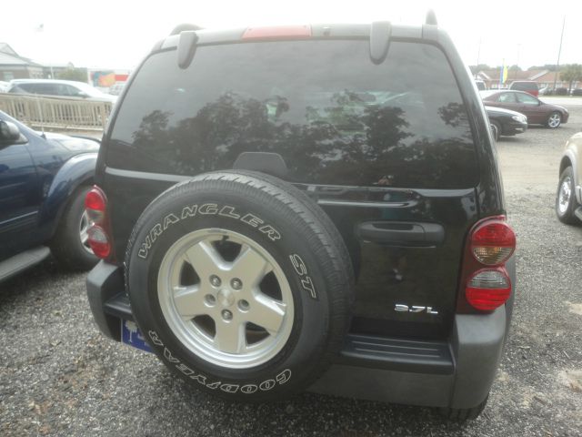 Jeep Liberty 2007 photo 2